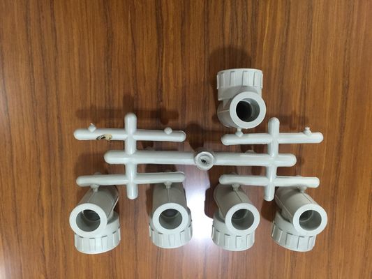 Verticale spuitgietmachine voor grote productie
