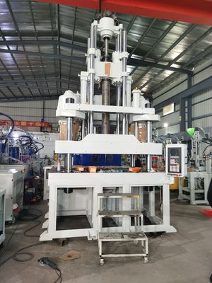 Hoog veiligheidsniveau 200 ton spuitgietmachine verticaal voor veegborstel