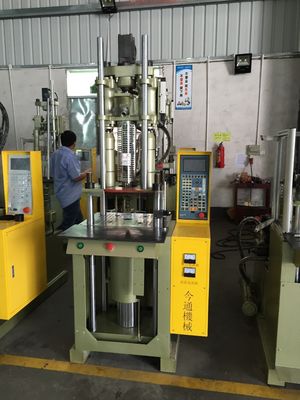 55T Verticale gietmachines voor hydraulische kunststoffen