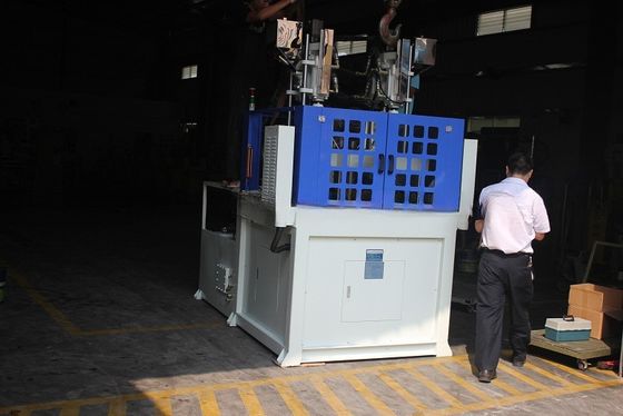 30 mm schroefdiameter Multi Color Verticale Plastic Injection Molding Machine JTT-550 2V-3R