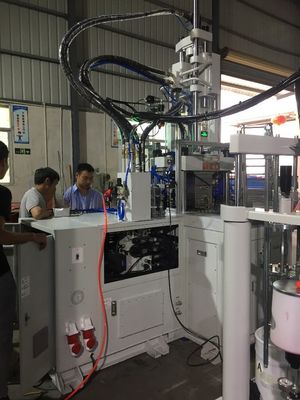 85T LSR injectie gietmachine met dubbele schuif schakel injectie gietmachine 21,6 kW