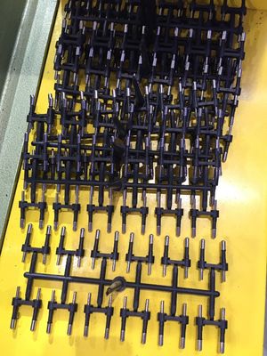 Verticale injectievormmachine van 55T 40mm schroefdiameter voor 1,8T ejectorkracht