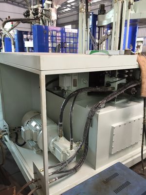 Verticale roterende tafel 160 ton spuitgietmachine JTT-1600R