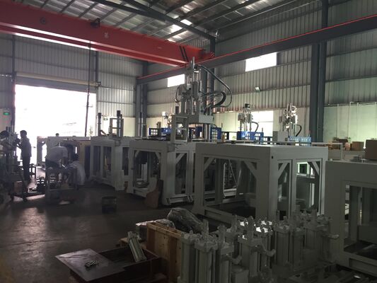 Single Shuttle Slider Hydraulische Verticale Plastic Injection Molding Machine 120T PLC gecontroleerd PA/PC Compatibel JINTONG merk
